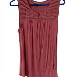 Market and spruce long flowing tunic